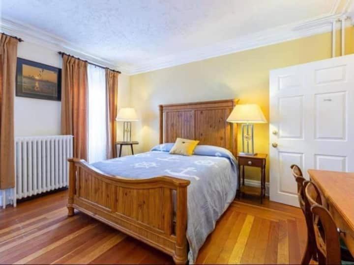 Sunny Home B&B ชาร์ลอตต์ทาวน์ ภายนอก รูปภาพ